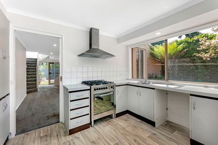 1/26 Reno Road, Sandringham VIC 3191 - House For Rent | Domain - Photo 2