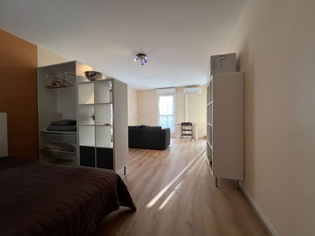 Location Appartement 1 pièce 37m² AVIGNON 84000 - Photo 5