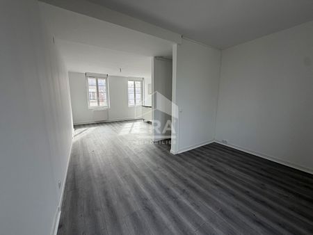 Appartement La Fere 3 pièce(s) 82 m2 - Photo 4
