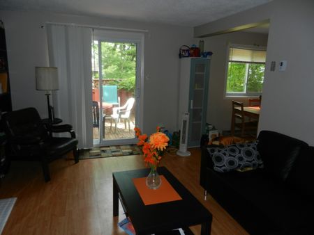 179 Ironwood Rd, Guelph - Photo 3