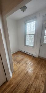 5 1/2 au dernier étage avec 2 balcons_Verdun_Dispo maintenant! - Photo 4