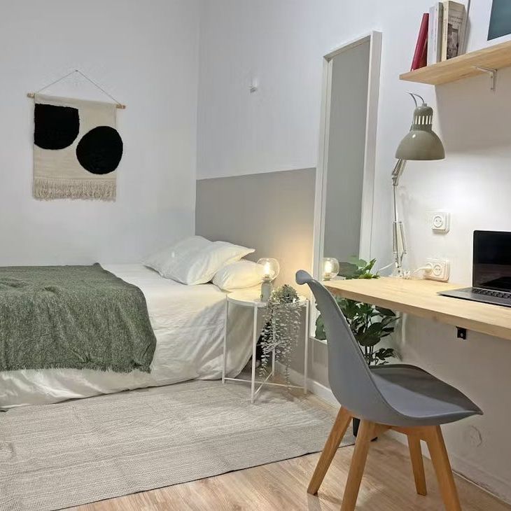 Carrer del Comte dUrgell, Barcelona, Catalonia 08011 - Photo 1