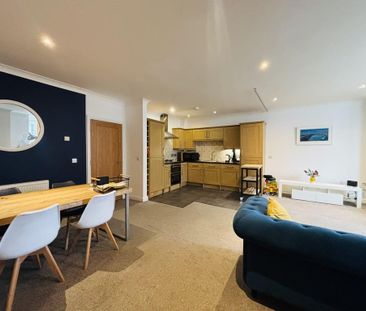 2 bedroom apartment to rent - Photo 4