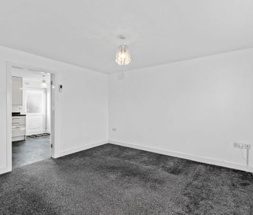 Thelwall Lane, Warrington - Photo 2