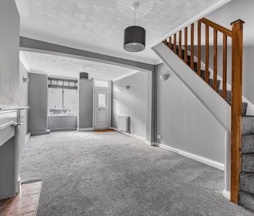 2 bedroom terraced house to rent - Photo 5