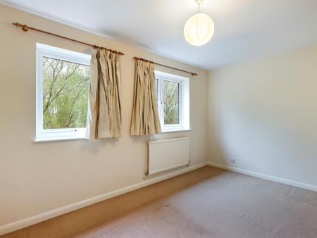 2 bedroom terraced house to rent - Photo 4
