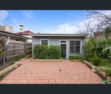 13 Gladstone Street, Windsor, Vic 3181 - Photo 5