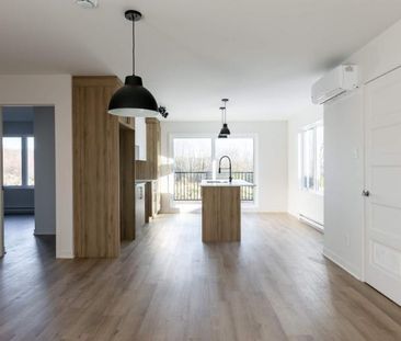 NOUVEAU! APPARTEMENT 4½ À BROWNSBURG - Photo 1