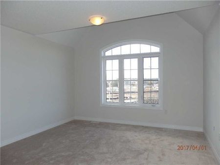 For Lease - 115 Beechborough Crescent, East Gwillimbury, Ontario - Photo 5