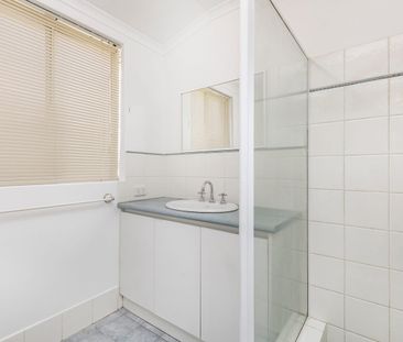 Great Family Home In Secure Complex! - Photo 4