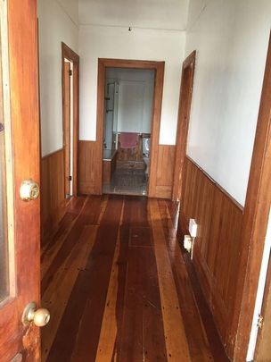 Fully fenced, Large bedrooms, Warm home - Photo 1