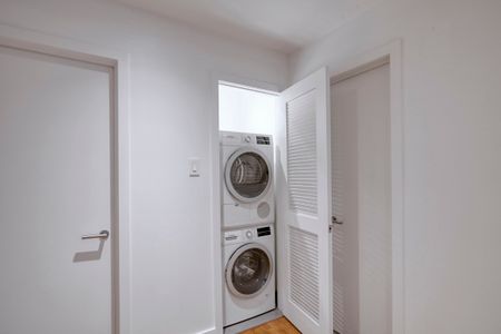 5556 Snowdon Street - Photo 4