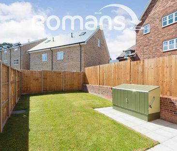 Spindle Avenue, Fleet, GU51 - Photo 2