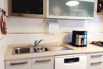 T2 for rent, next to the Glicínias Shopping Center, Aveiro.