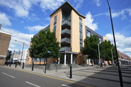 2 bedroom flat to rent - Photo 2