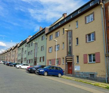 Großzügige 2-Zimmer-Altbau-Wohnung mit Balkon - Photo 1