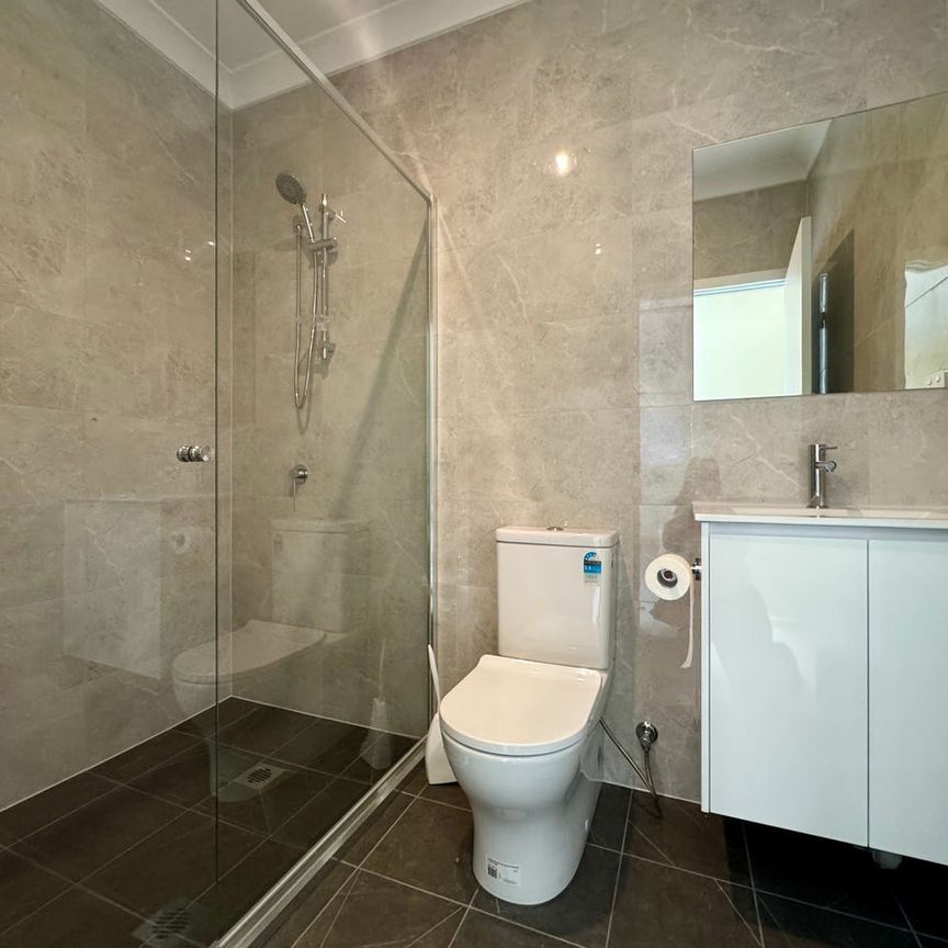 Sleek Brand-New Duplex in a Prime West Ryde Location - Photo 1