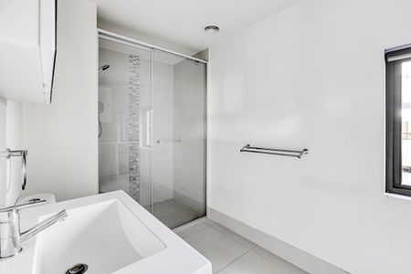 1/171 Scarborough Street, Southport QLD 4215 - Apartment For Rent - $660 | Domain - Photo 5