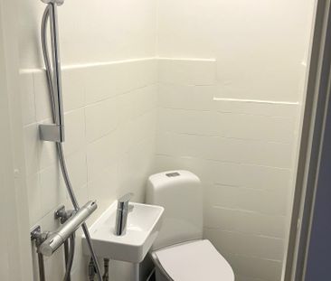 Nyrenoveret 2-værelses lejlighed - Photo 6