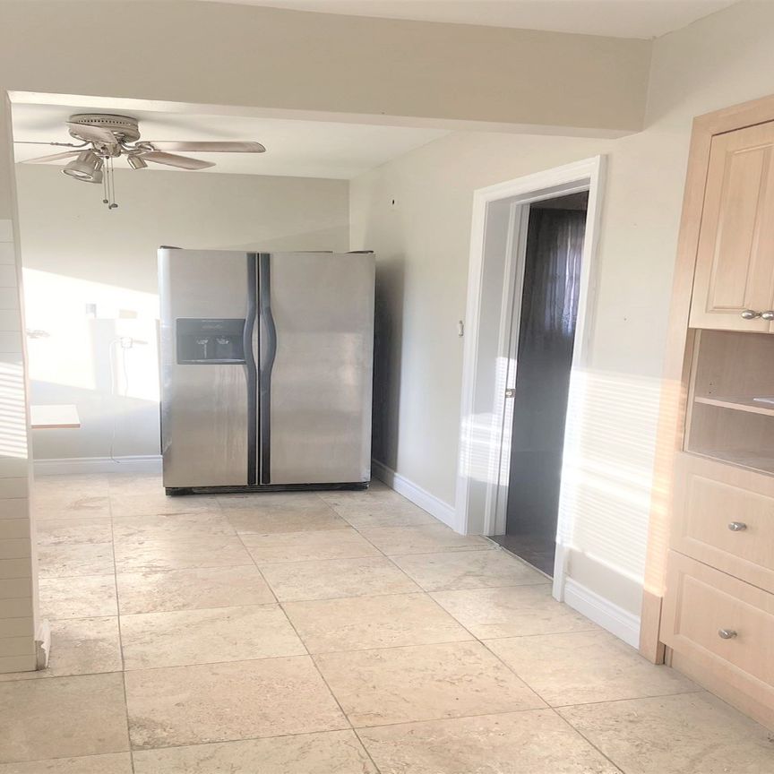 For Lease - 7 Mango Drive Unit# Rm Main, Toronto, Ontario - Photo 1