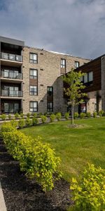 Le Félix- 5 1/2 + Lévis- 1er MARS 2026 - NEUF - Photo 3