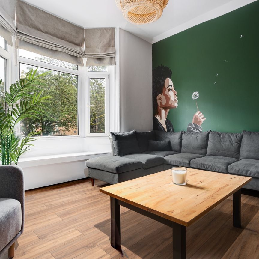 Distinctive 6-Bedroom House Share in Aigburth 5 - Photo 1