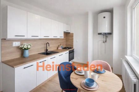 Pronájem bytu 2+1 49 m - Fotografie 3