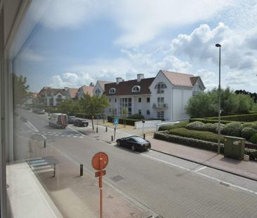Studio te huur in Knokke voor € 700 met 1 slaapkamer - Photo 1