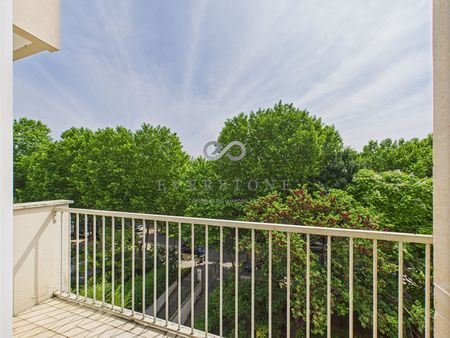 Appartement Neuilly Sur Seine 3 pièce(s) 76 m2 - Photo 2