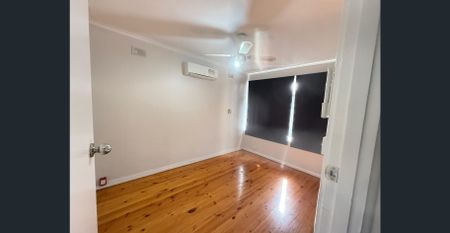 Spacious 3-Bedroom Family Home with Ample Parking on Prime 1location in Salisbury East available for rental - Photo 4