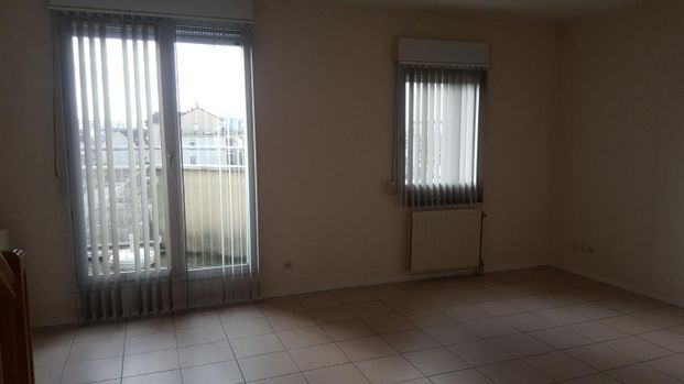 APPARTEMENT 3 PIECES EN DUPLEX QAURTIER ST JEAN DES VIGNES - Photo 1