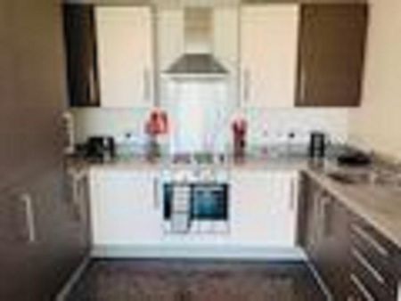 1 bedroom flat to rent - Photo 2