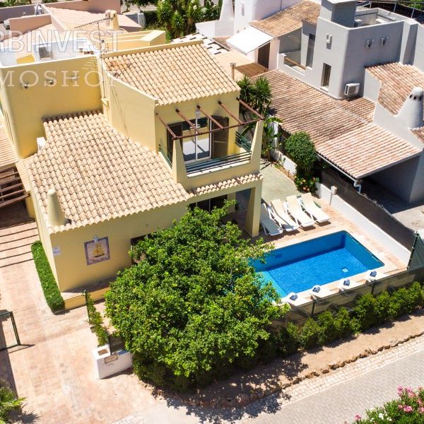Moradia T4 em Faro - Photo 1