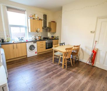 4 bedroom house to rent - Photo 6