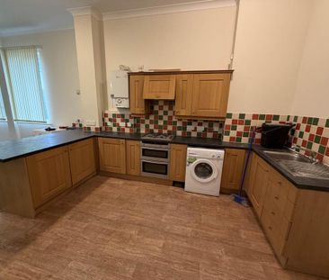 2 bedroom flat to rent - Photo 6