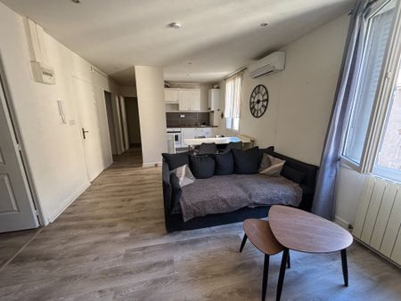 Location Appartement 3 pièces 55m² ROMANS SUR ISERE 26100 - Photo 2