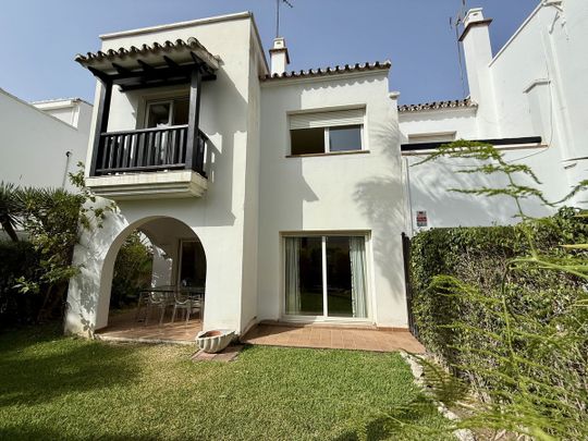 House in The Golden Mile, Costa del Sol - Photo 1