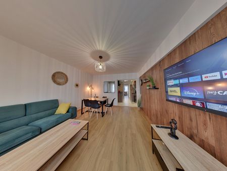 CENTRE VILLE, BEAUMONT-BOSQUET, Chambre Meublée en Colocation dans Appartement T4 avec Parking privé, - Photo 2