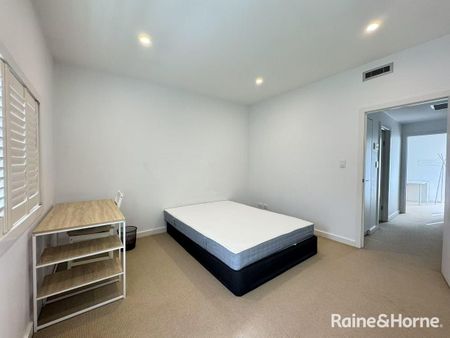 2/25 Gilles Street, Adelaide, SA 5000 - Photo 4