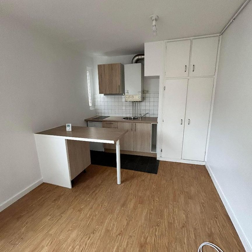 Location Appartement 1 pièce 22m² BORDEAUX 33800 - Photo 1