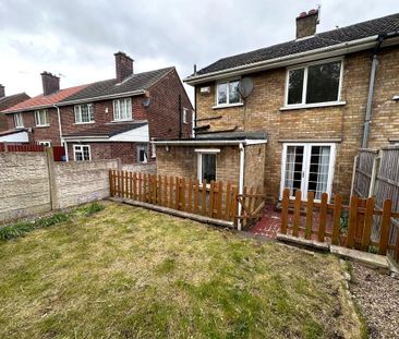 2 bedroom semi-detached house to rent - Photo 3