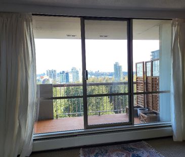 1314-2012 Fullerton Ave., North Vancouver - Photo 2