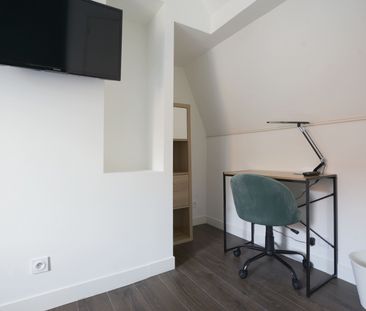 ROGER SALENGRO L Roommate 6 Bedrooms at Lille - La Madeleine - Photo 3