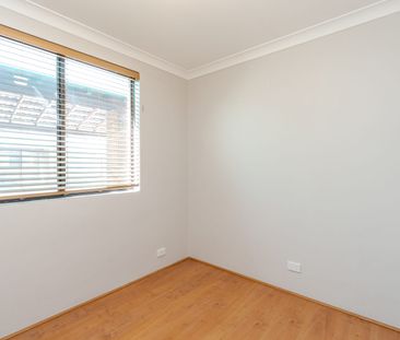 6/22-24 Hindmarsh Avenue, Yokine, WA 6060 - Photo 3