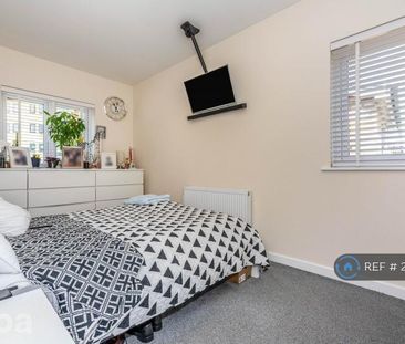 3 bedroom detached house to rent - Photo 6