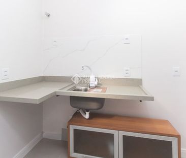 Kitnet com 1 quarto e 35m² para alugar em Petrópolis, Porto Alegre. - Foto 1