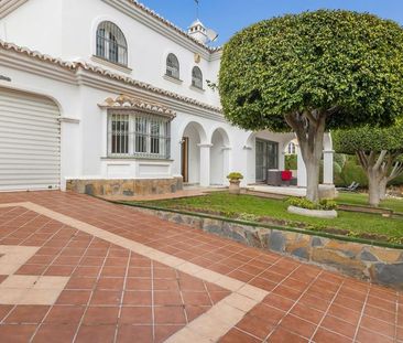 Alquiler de casa o chalet independiente en Avenida de la Fuente de ... - Photo 4