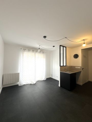 Location Appartement 1 pièce 32m² ST ETIENNE 42100 - Photo 5