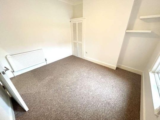 Russell Road, Felixstowe, IP11 - Photo 1