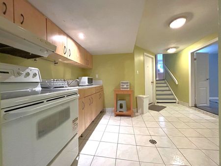 For Lease - 50 Willesden Road Unit# lower, Toronto, Ontario - Photo 5